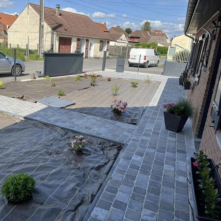 Réalisation de terrasse et aménagement d'allée dans le Nord Pas-de-Calais